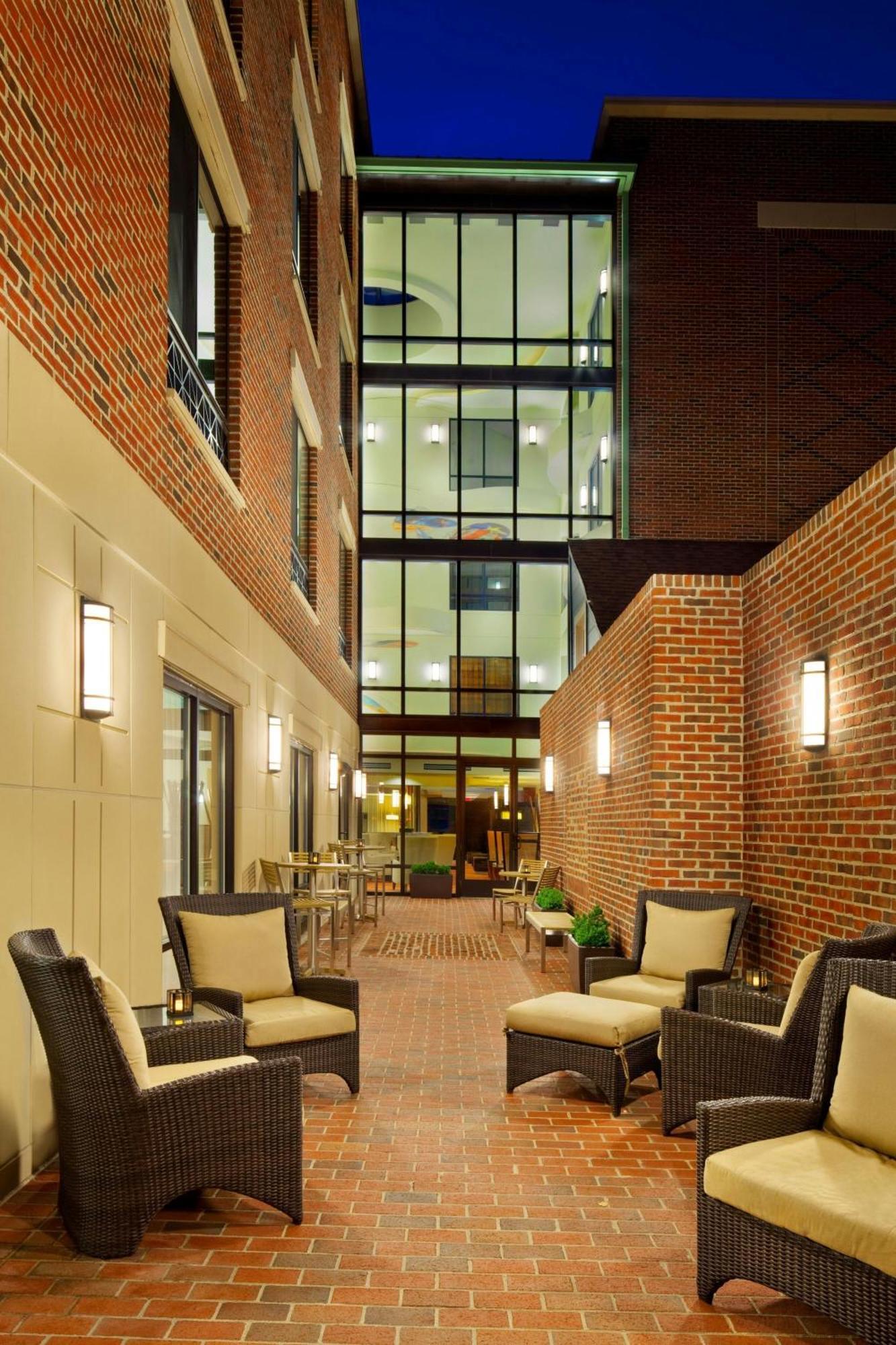 Courtyard Fredericksburg Historic District Hotel Luaran gambar